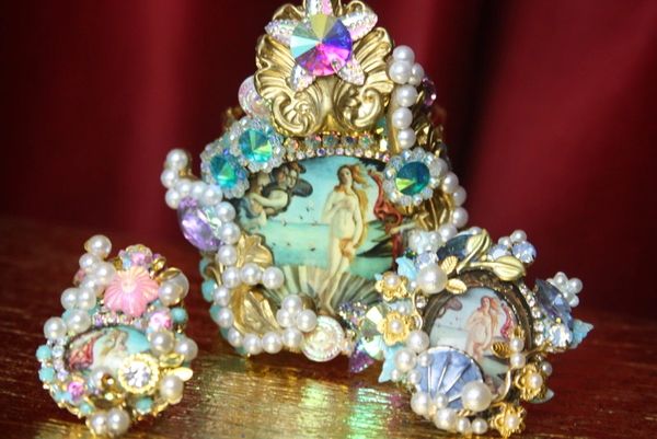 SOLD! 1010 Birth Of Venus Cuff Renaissance Cameo Crystal Amazing Bracelet Bangle