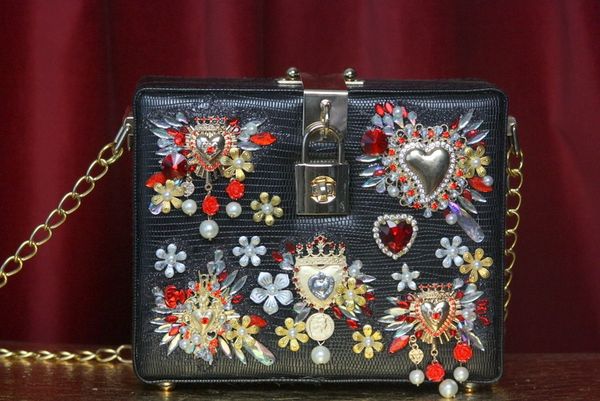 39 Baroque Hearts Roses Pearl Embellished Handbag Crossbody