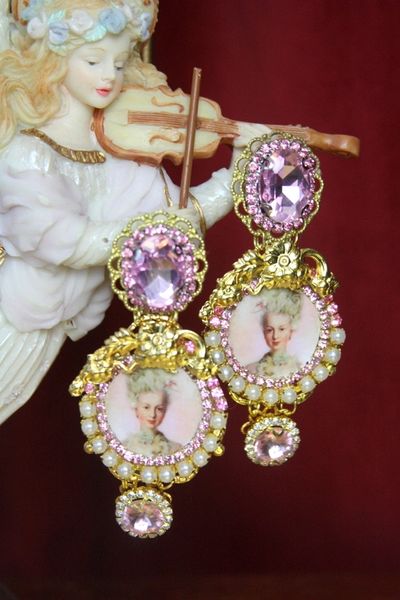 SOLD! 3410 Young Marie Antoinette Pink Crystal Elegant Earrings Studs
