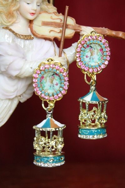 SOLD! 3419 Adorable Caroucel Marie Antoinette Cameo Earrings