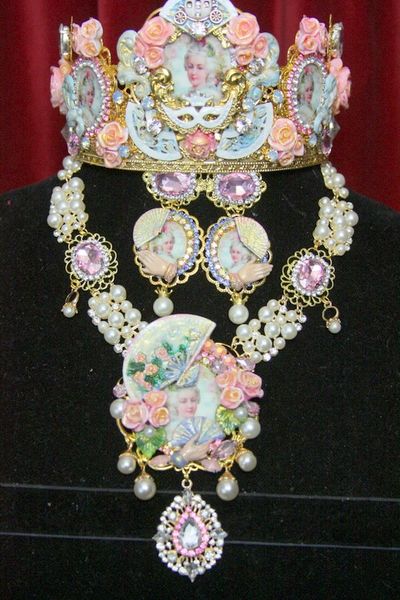 SOLD! 3593 Set Of Marie Antoinette Fan Vintage Style Pearl Necklace+ Earrings