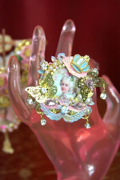 SOLD! 3665 Hand Painted Marie Antoinette Butterfly Adjustable Cocktail Huge Ring