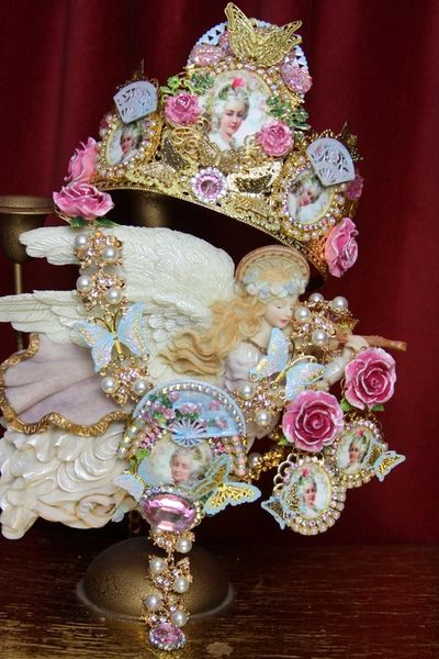 SOLD! 3674 Pearl Marie Antoinette Fan Butterfly Hand Painted Vintage Style Pearl Set