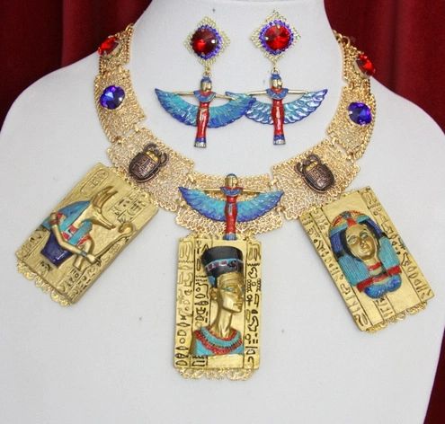 SOLD! 3780 Set Of Hand Painted 3D Effect Statement Necklace+ Earrings