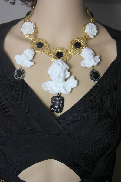 SOLD! 3863 Runway Fall 2018 Baroque White Cherubs Black Crystal Necklace