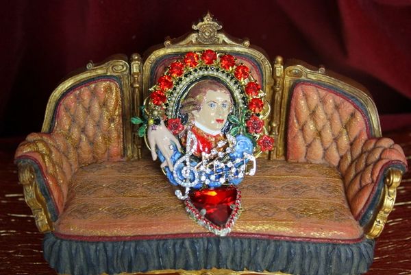 SOLD! 3911 Huge Hand Painted Wolfgang Amadeus Mozart Unique Brooch