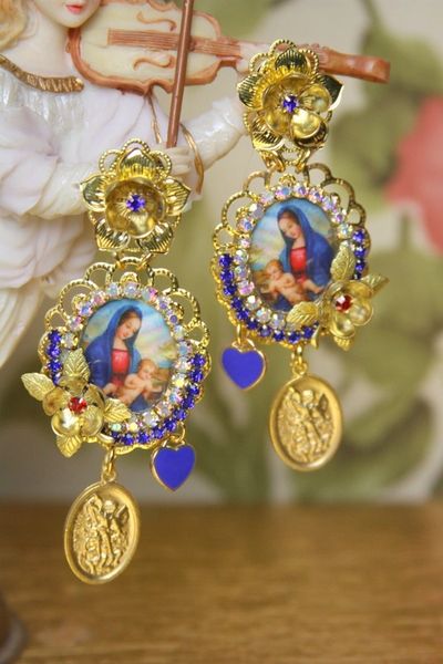 SOLD! 4121 Madonna Virgin Mary E Cameo Gold Flower Earrings Studs