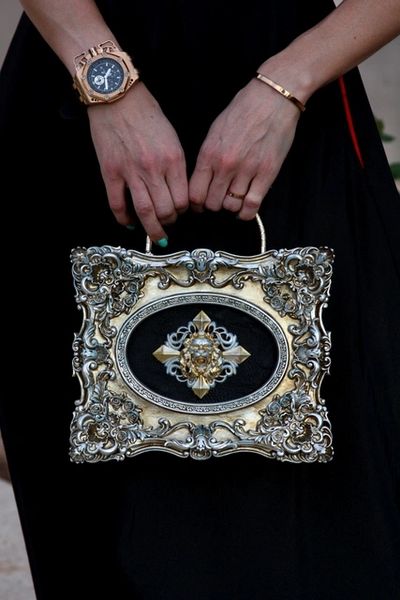 SOLD! 512 Top Heavy Antique Style Impressive Lion Embellished Handbag Purse