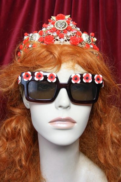 3118 Black/Red Poppy-Flower Sunglasses
