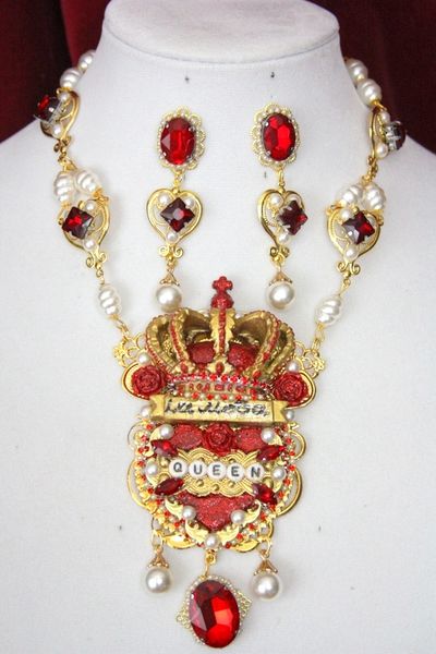 SOLD! 4447 Set Of Crown Queen La Moda Necklace + Earrings