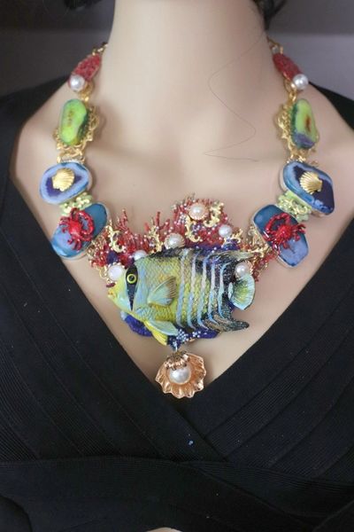 SOLD! 4545 Genuine Agate Hand Painted 3D Effect Vivid Fish Crabs Necklace