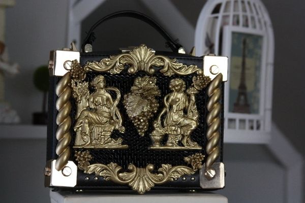 SOLD! 562 COLLECTIBLE Total Baroque 3D Effect Gold Greek Statues Purse Handbag Clutch