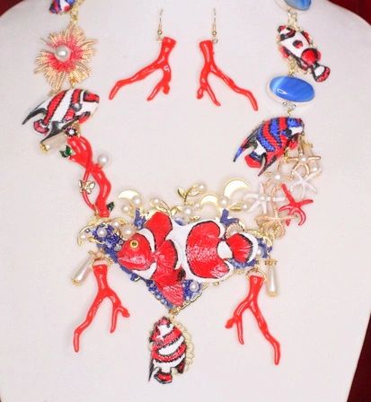 SOLD! 4583 Set Genuine Agate Hand Painted 3D Effect Vivid Tropical Fish Necklace + Earrings