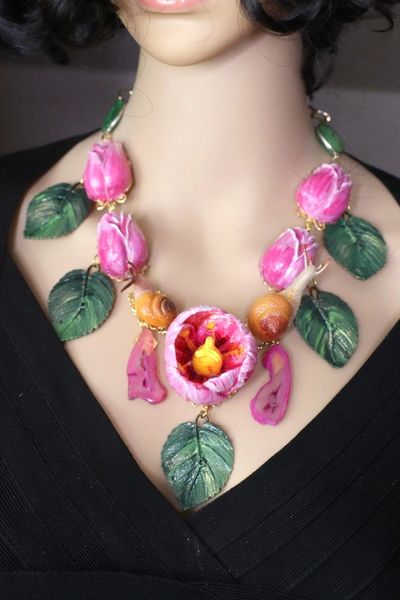 SOLD! 4679 Art Nouveau Hand Painted Vivid Tulips Snails Genuine Agates Necklace
