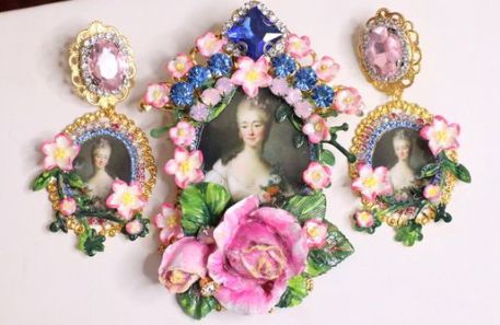 4834 Set Of Rococo Paintings Hand Painted Rose Brooch+ Earrings