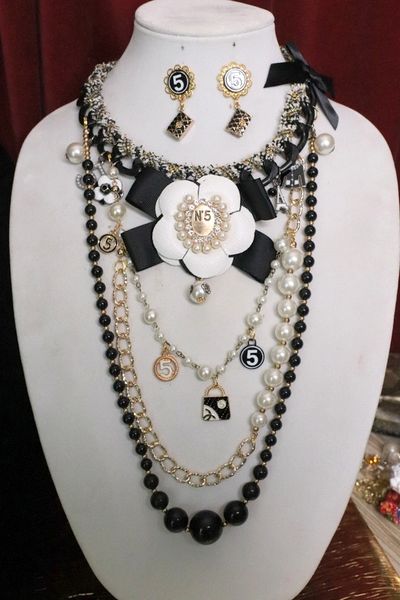 SOLD! 5390 Set Of Madam Coco Perfume Bottle Bow Necklace+ Earrings