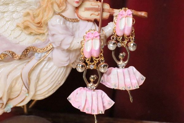 SOLD! 5412 Stunning Pink Ballerina Crystal Studs Earrings