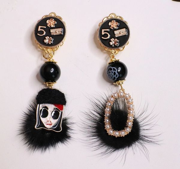 5481 Madame Coco Irregular Fur Fun Earrings Studs