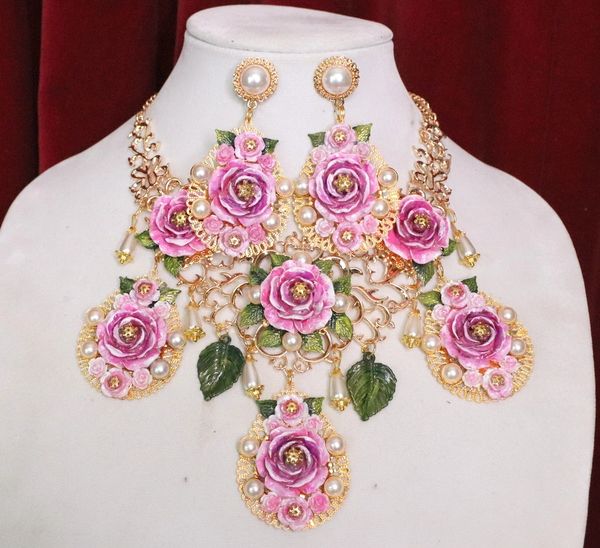SOLD! 5504 Set Of Baroque Hand Painted Roses Pearl Necklace+ Earrings