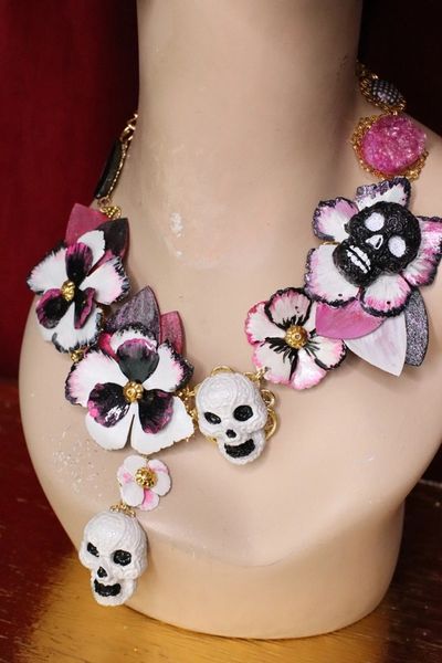5506 Goth Violet Flower Sculls Hand Painted Necklace