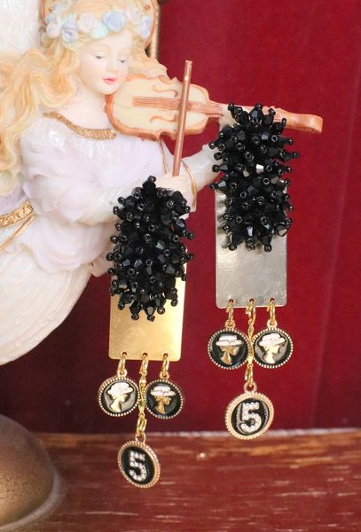 5546 Elegant Number 5 Charms Black Beaded Gold Mirror Earrings
