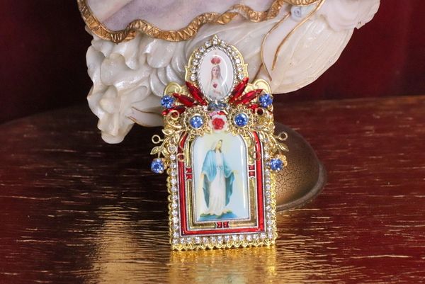 5853 Virgin Mary Square Massive Brooch