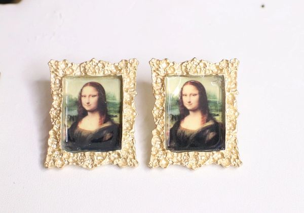 5952 Art Mona Lisa Frame Elegant Earrings