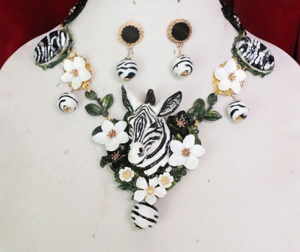 SOLD! 6006 Set Of Art Deco Faced Zebra Flowers Hand Painted Sulemani Agate Massive Necklace+ Earrings