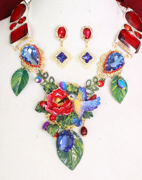 SOLD! 6009 Set Of Art Nouveau Hummingbird Cameos Genuine Agate Necklace+ Earrings