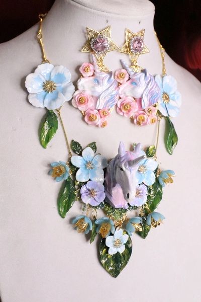 SOLD! 6299 Art Jewelry 3D Effect Hand Painted Unicorn Flowers Massive Necklace