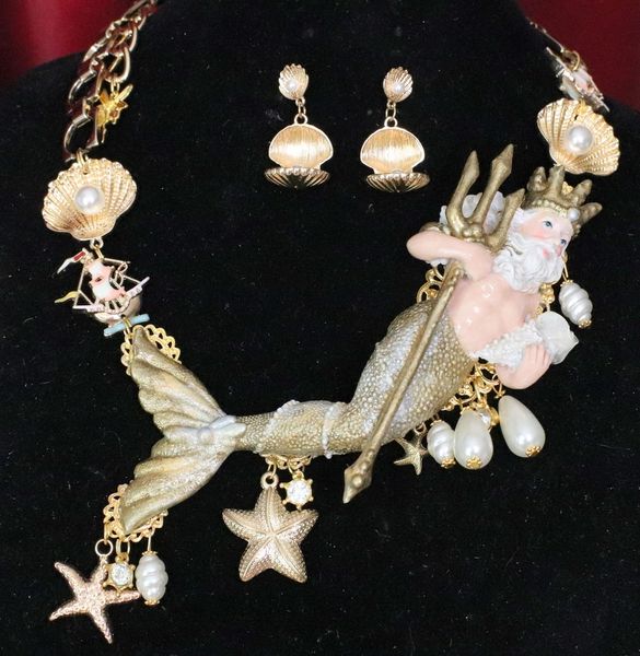 SOLD! 6303 Set Of Gold Neptun Poseidon Shell Pearl Necklace+ Earrings
