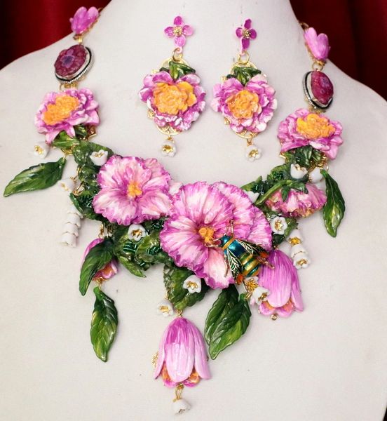 SOLD! 6493 Set Of 3D Effect Hibiscus Hand Painted Village Flowers Bee Massive Genuine Agates Statement Necklace+ Earrings