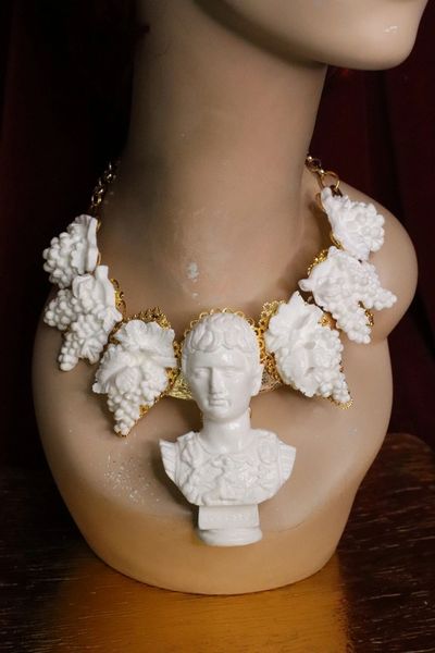 SOLD! 5536 Roman Revival White Architect Grapes Augustus Unusual Necklace