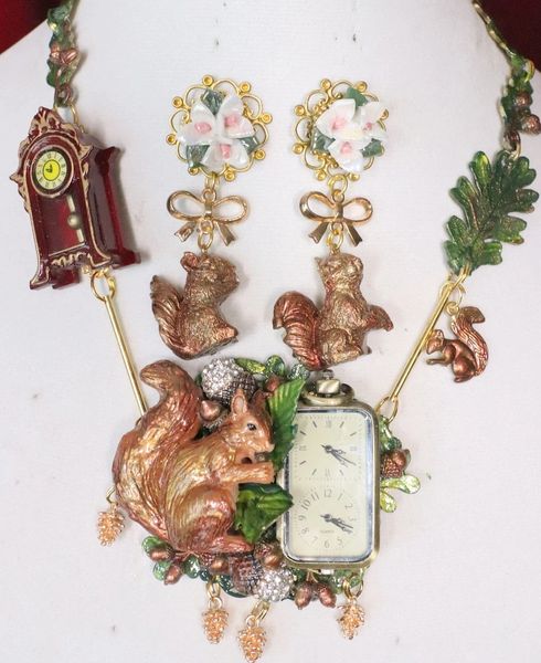 SOLD! 6714 Set Of Art Jewelry 3D Effect Squirrel Clock Oak Necklace+ Earrings