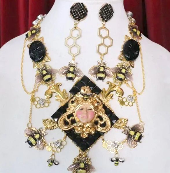 SOLD! 6955 Set Of Art Deco Genuine Agate Queen Bee Baroque Necklace+ Earrings