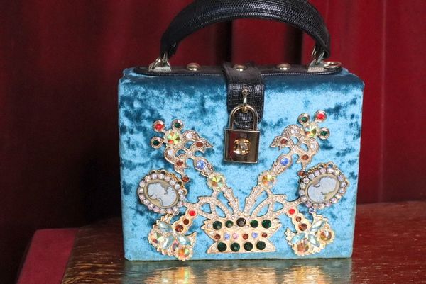 6259 Velvet Baroque Cameos Elegant Trunk Handbag