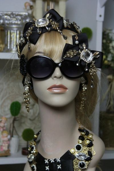 SOLD! 909 Fall 2016 Black Crystal Bow Baroque Embellished Fancy Shades Sunglasses Eye Wear
