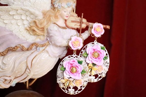 7813 Baroque Lace White Filigree Rose Earrings