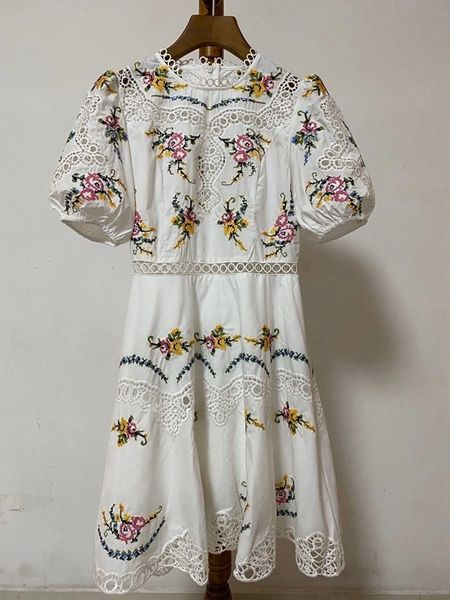 7839 High-End Runway 2020 Cotton Folk Floral Boho Embroidery Mini Dress
