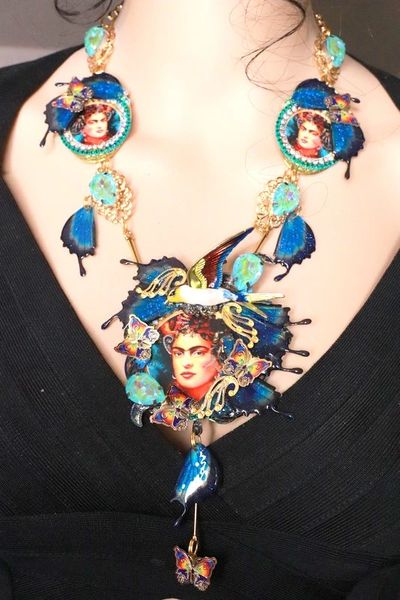 SOLD! 8125 Set Of Frida Kahlo Butterfly Bird Necklace+ Earrings