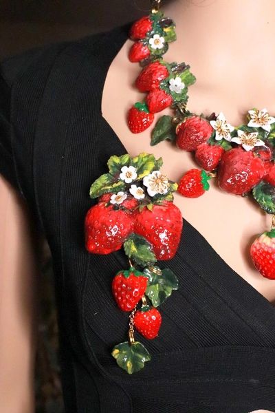 SOLD! 8386 Art Jewelry Vivid Strawberry 3D Effect Hand Painted Brooch