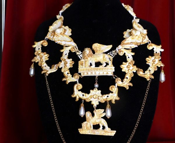 SOLD! 8652 Medieval Vintage Style Lions Venezia Massive Collar Necklace