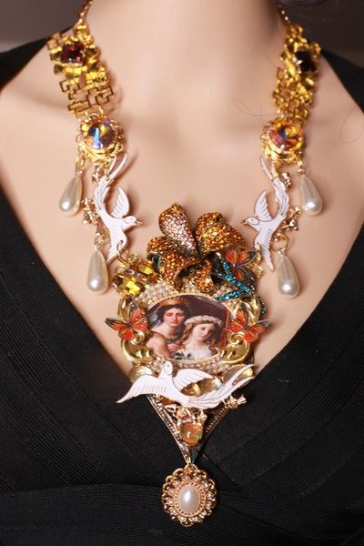 SOLD!8779 Set Of Italian Renaissance Romantic Swallow Statement Necklace+ Earrings