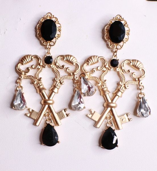 8862 Baroque Metal Keys Black Rhinestones Earrings