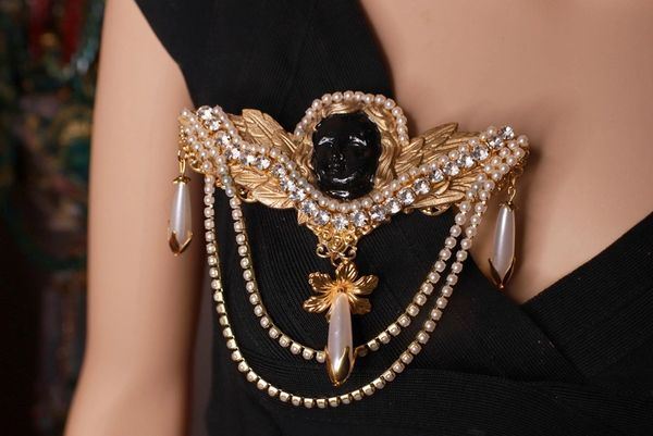 8888 Baroque Cherub Angel Winged Pearl Stunning Brooch