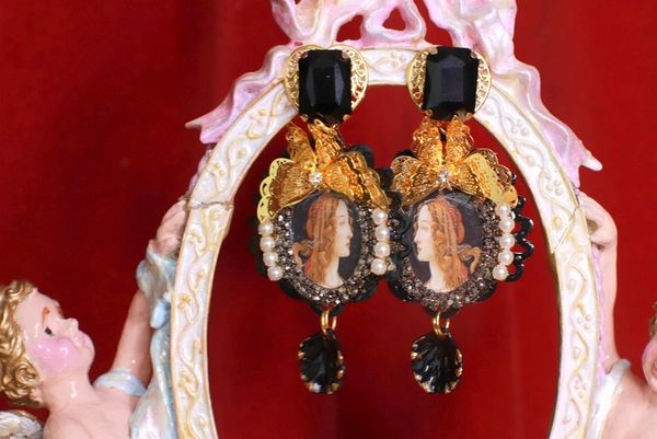 8909 Renaissance Romantic Black Cameo Studs Earrings