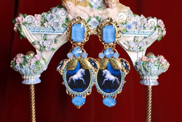 8933 Unicorns Blue Cameo Studs Earrings