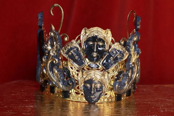 8965 Art Deco Roman Goddess Black Gold Crown Headband