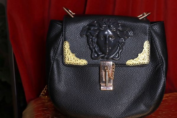 9001 Baroque PU Black Mythological Roman Head Glitter Handbag