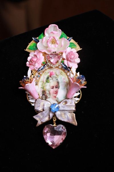 SOLD! 9016 Marie Antoinette Victorian Fan Flowers Hand Painted Brooch